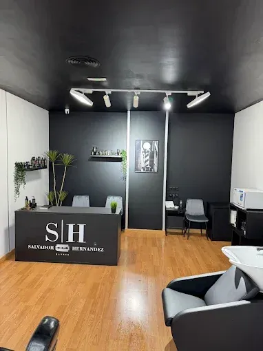 Interior de SH Barber en Paseo Alfonso XIII de Cartagena
